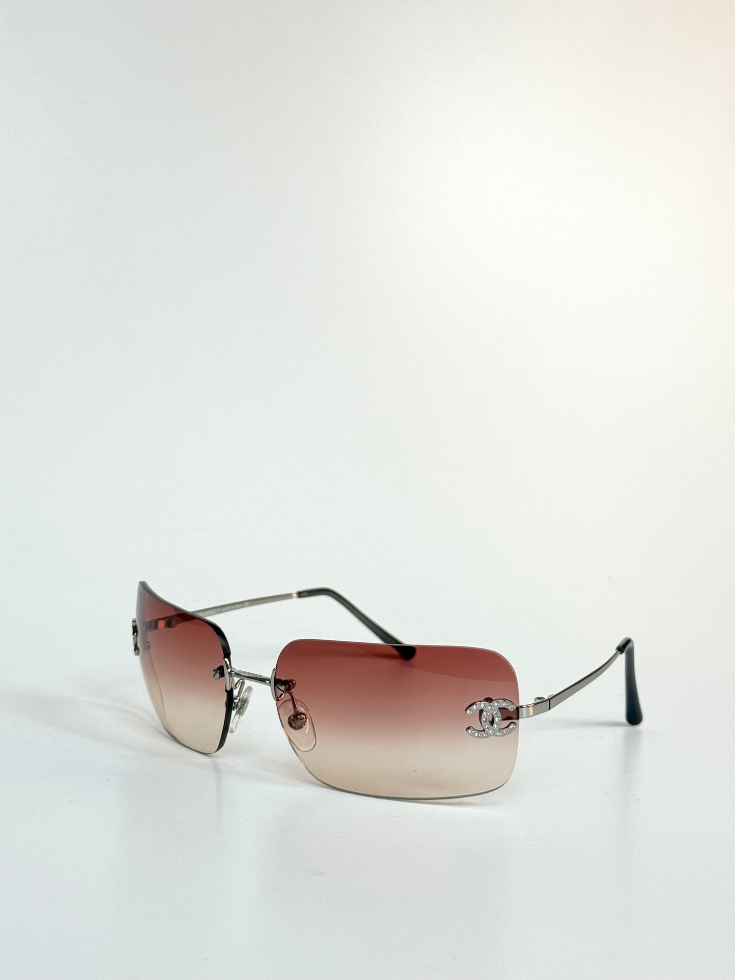 Chanel Vintage Rimless Sunglasses Model 4017D C12489 with rhinestone CC logos