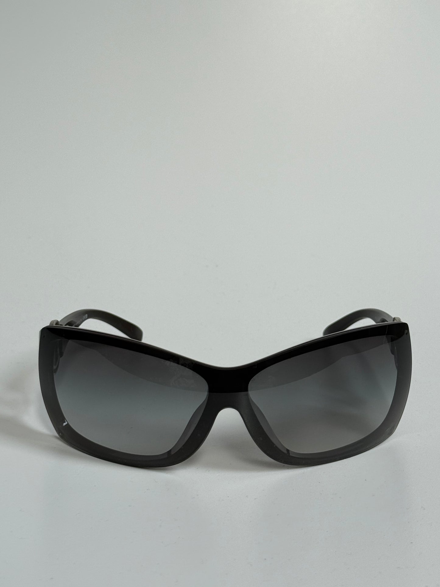 CHANEL Vintage Sunglasses – Cut-Out CC Logo
